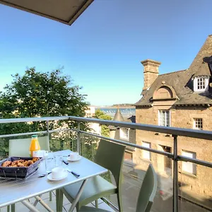 Appartement Le Royal Foch, Dinard